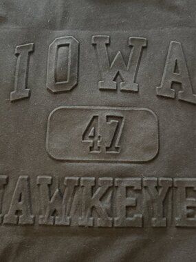 Gameday Social Iowa Hawkeyes Charcoal Black Easley Embossed T-Shirt Size Large